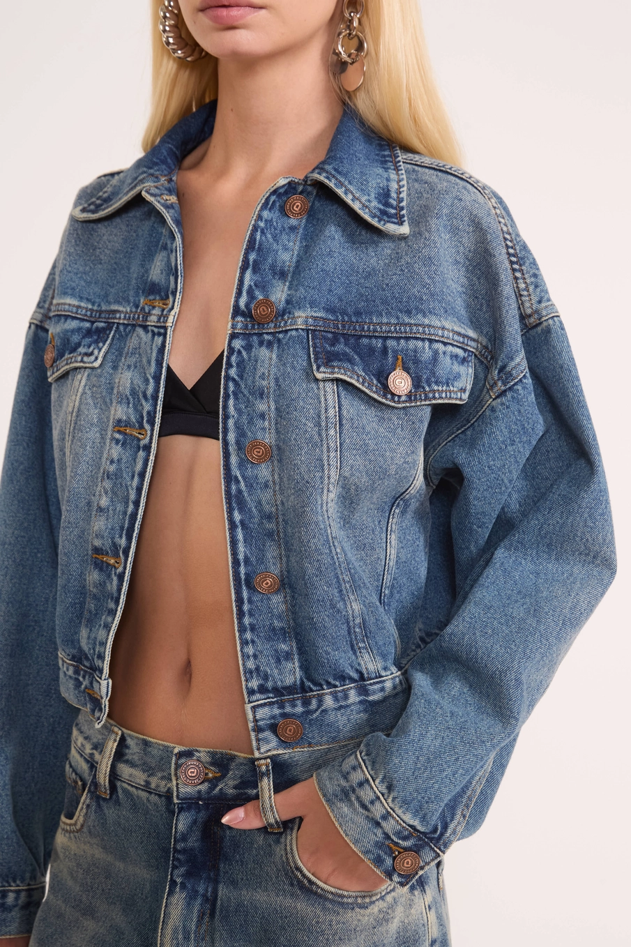 Jaqueta Jeans Cropped Índigo