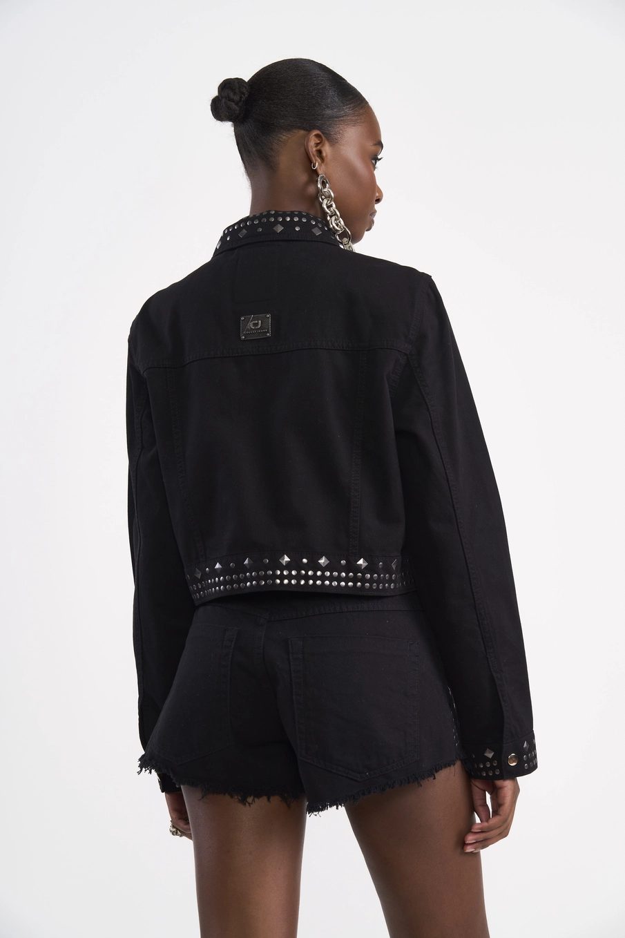 Jaqueta Jeans Cropped Studs Preto