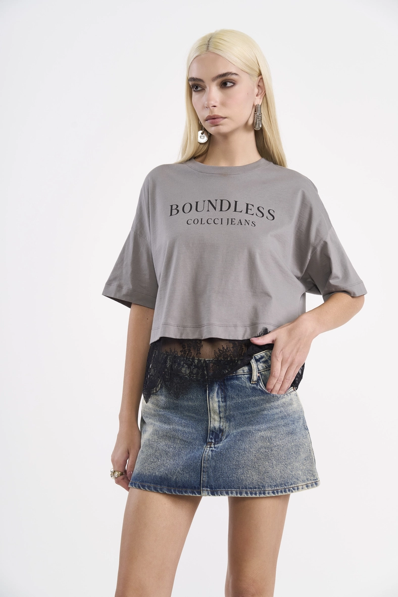 Camiseta Cropped Boundless Com Renda