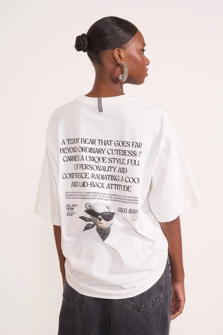 Camiseta Oversized Teddy Rebel Off Shell