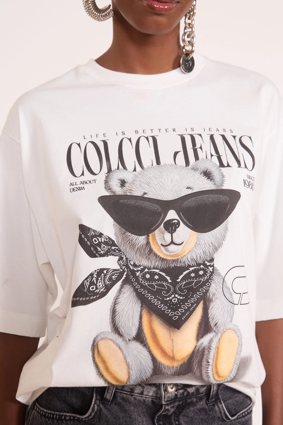 Camiseta Oversized Teddy Rebel Off Shell