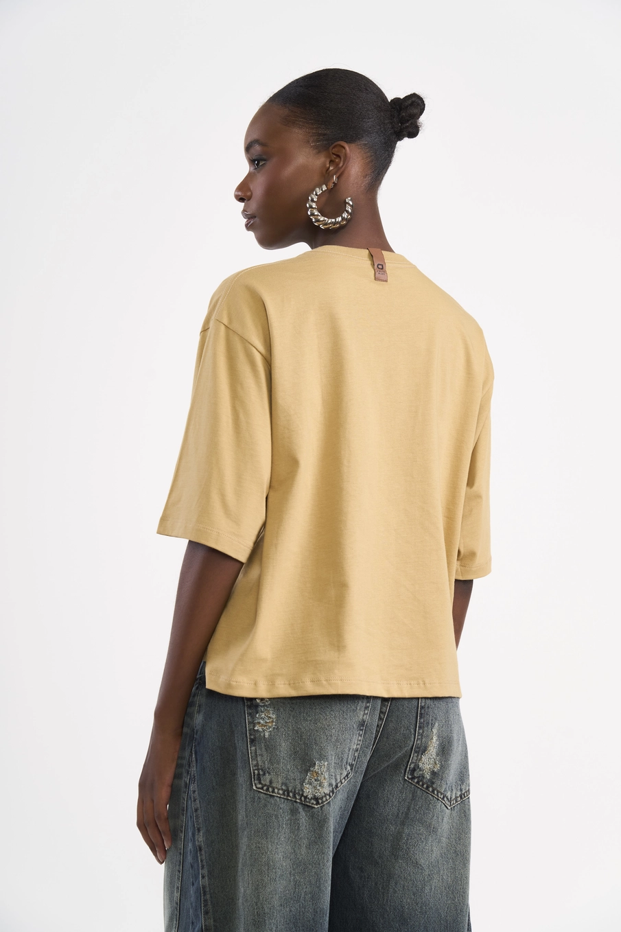 Camiseta Oversized Boxy Estampada Bege Soybean