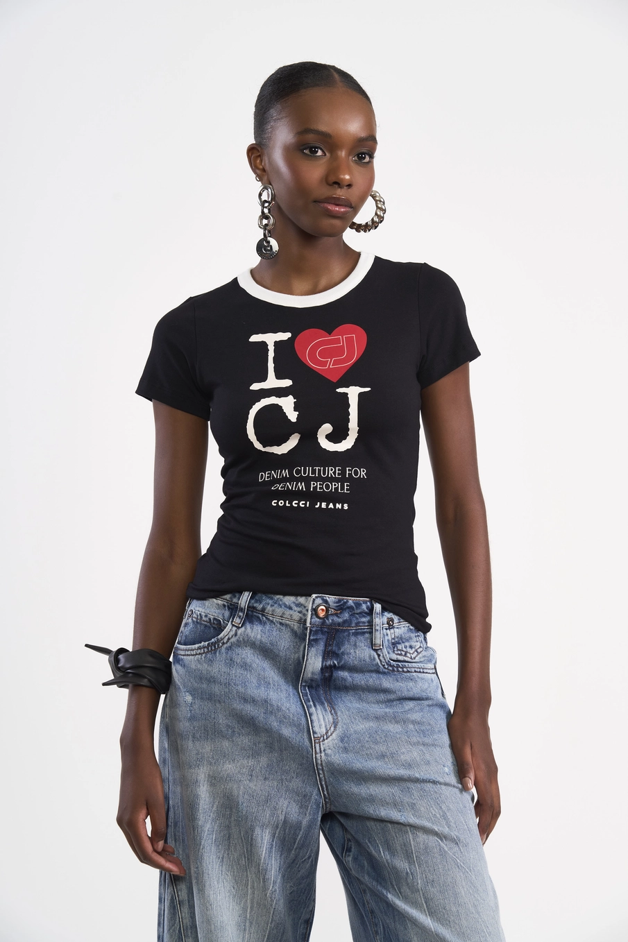 Camiseta Ajustada Logomania I Love Cj Preto
