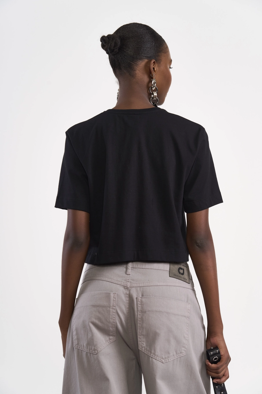 Camiseta Cropped Logomania Preto