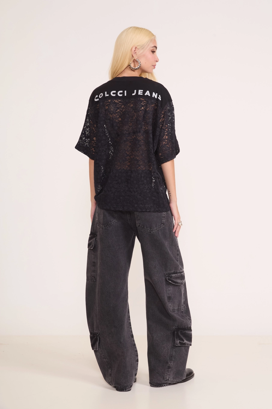 Camiseta Jersey Em Renda Preto