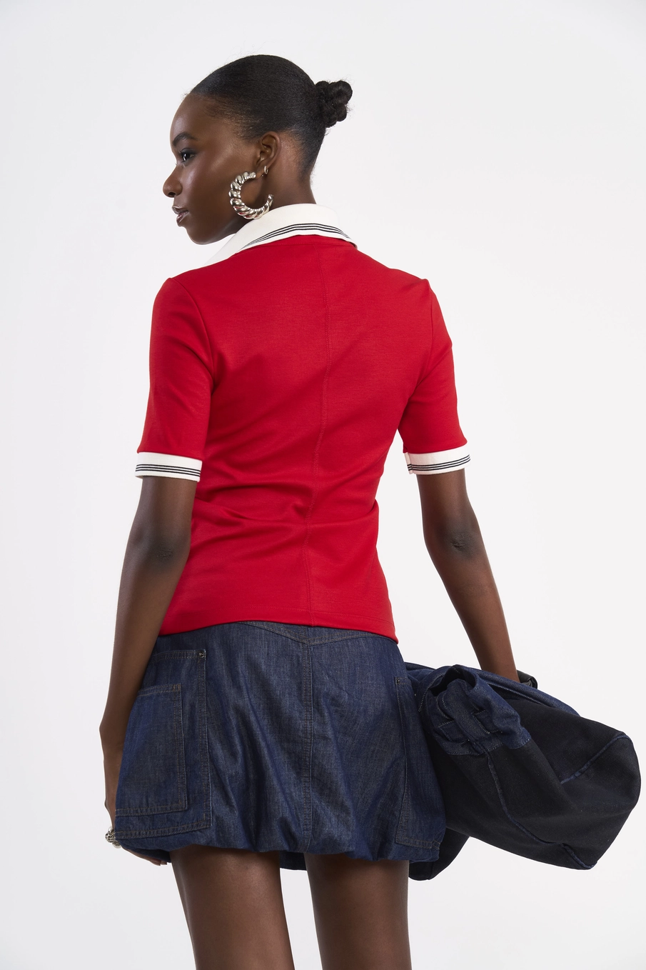 Blusa Polo Ajustada Com Contrastes Vermelho