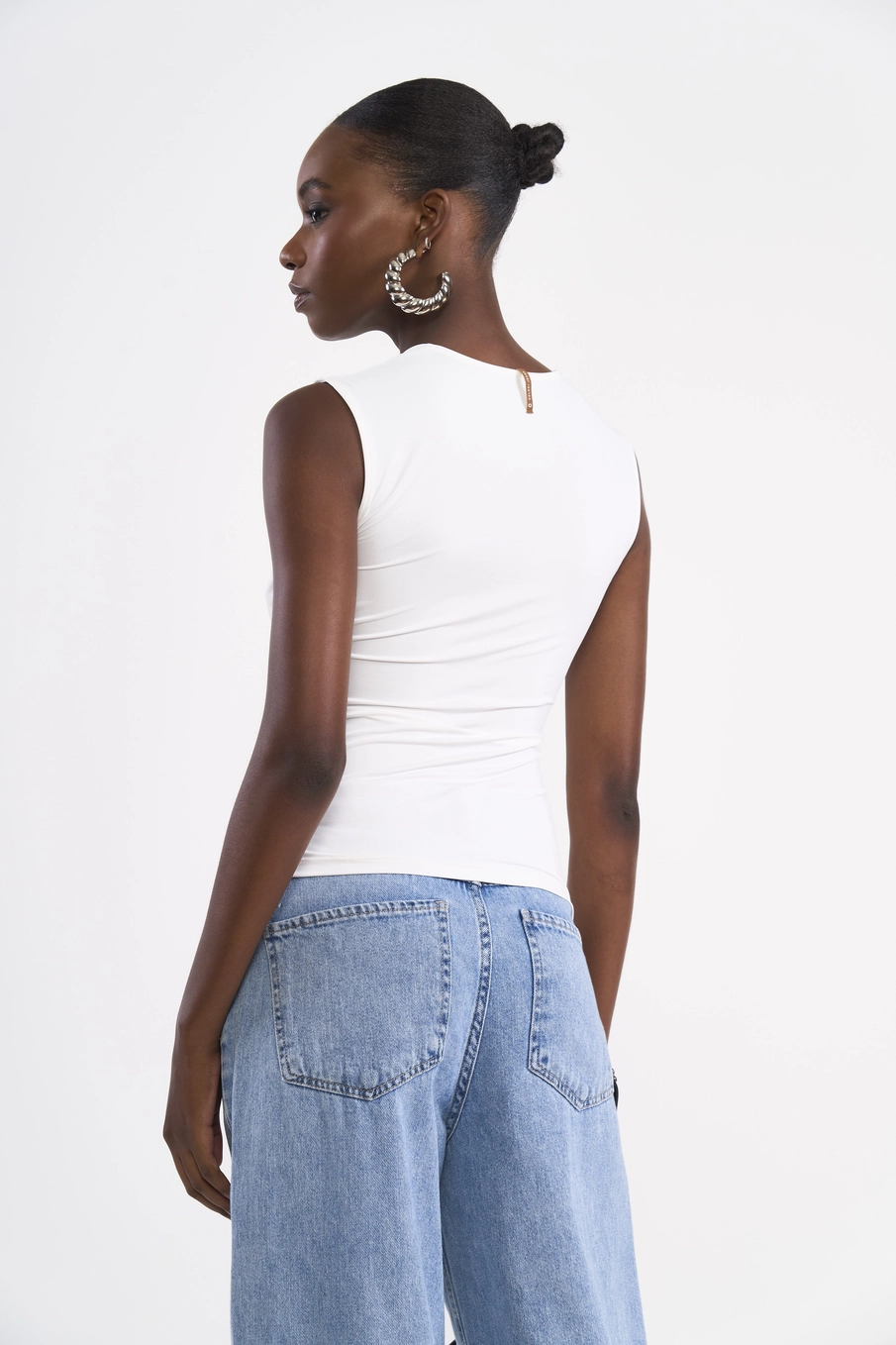 Blusa Drapeada Cross Off Shell