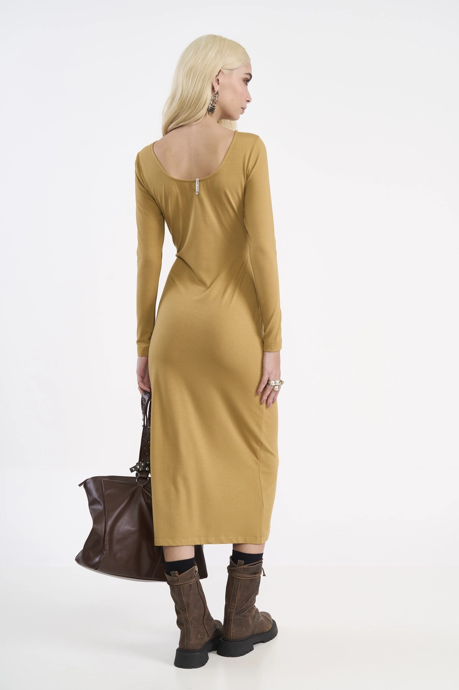 Vestido Midi Cut-out Bege Soybean