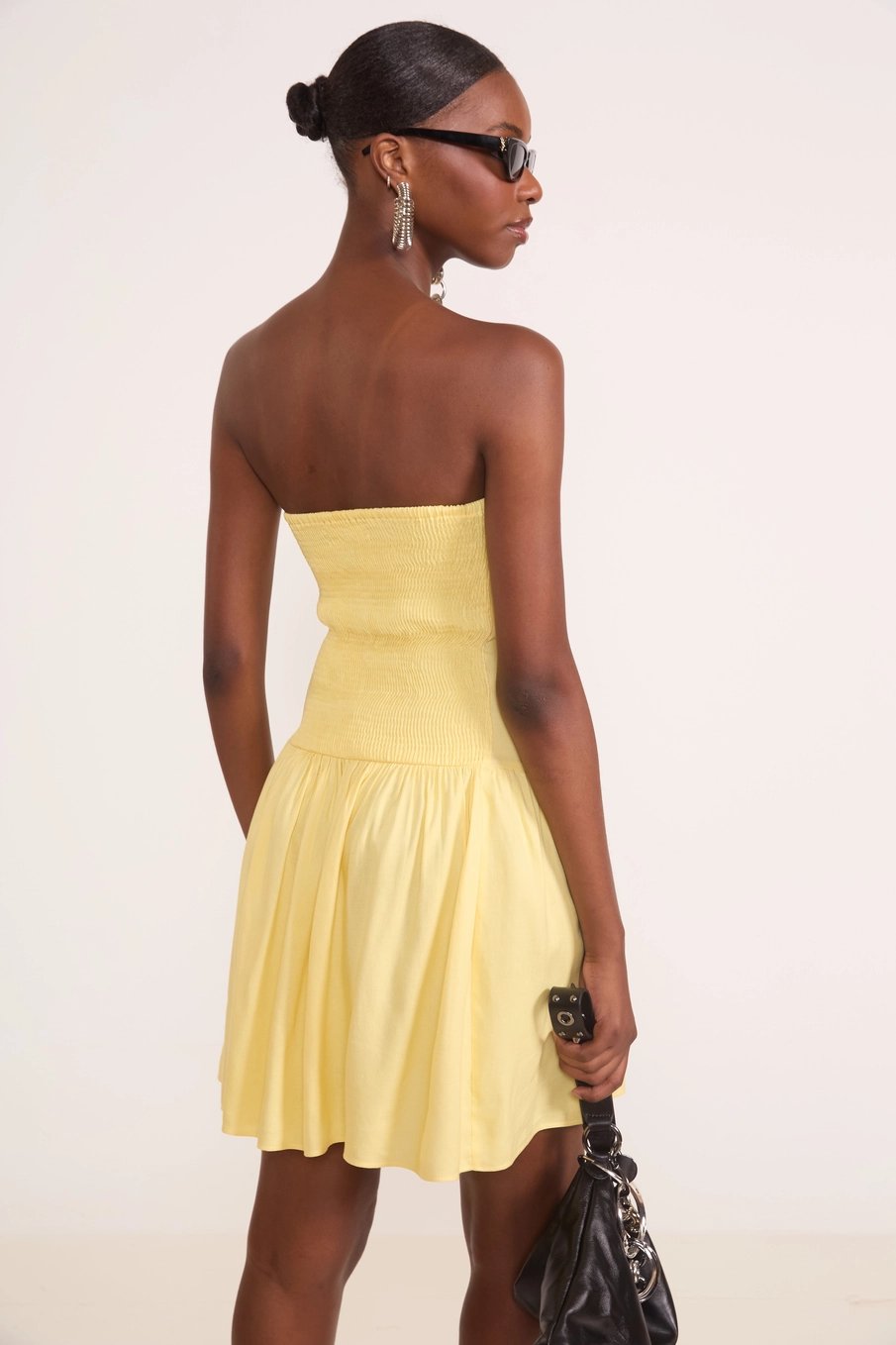Vestido Curto Tomara Que Caia Estruturado Amarelo