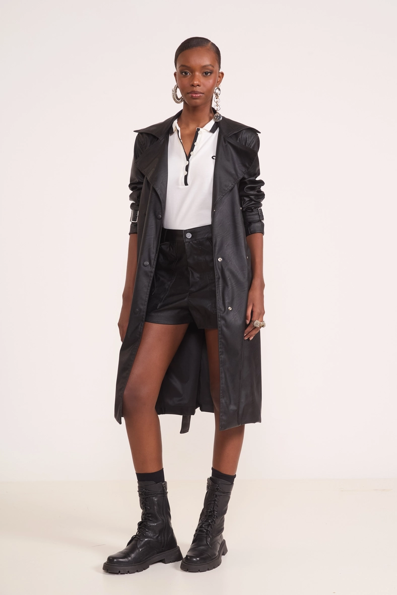 Trench Coat Em Material Tecnológico