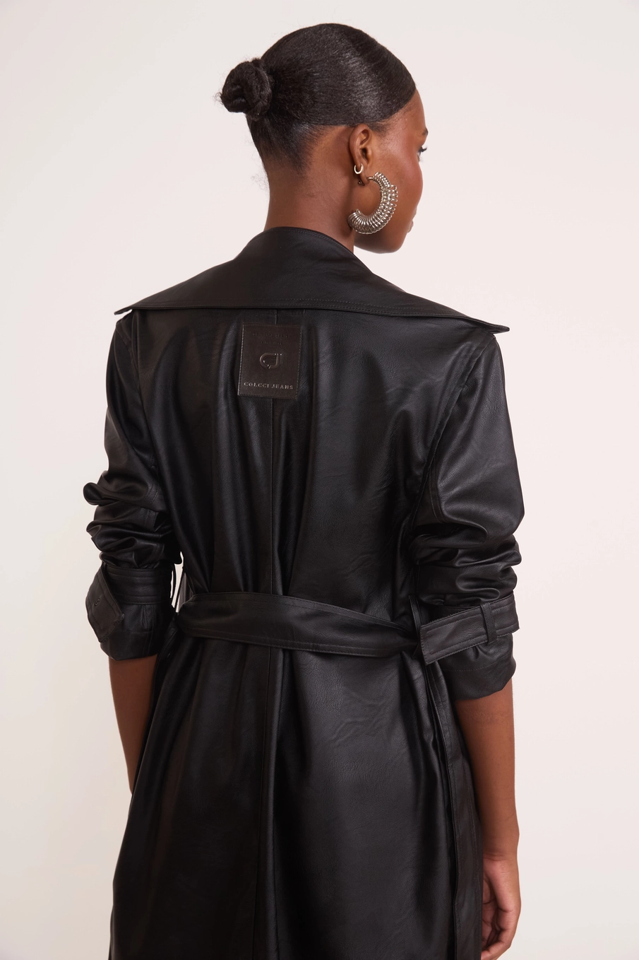 Trench Coat Em Material Tecnológico Preto