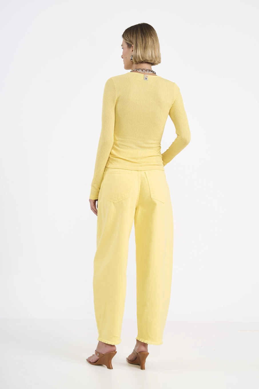 Calça Feminina Sarja Barril Amarelo