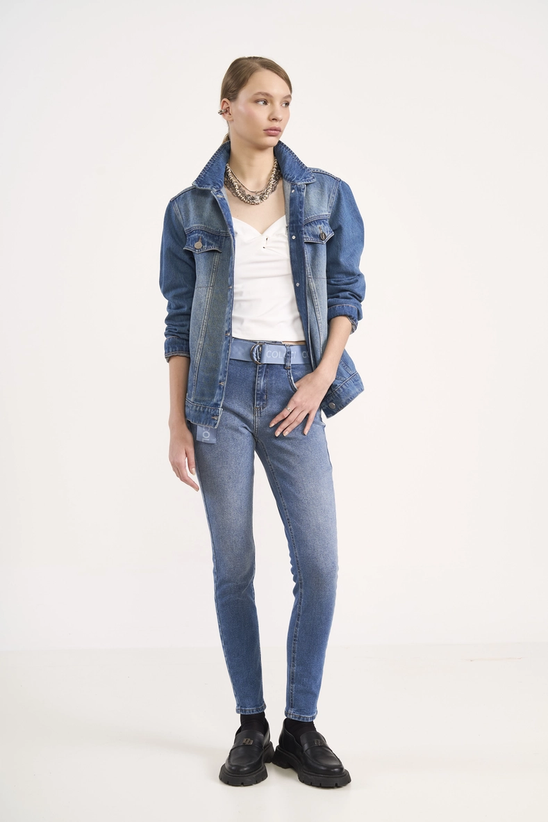 Calça Jeans Skinny Com Cinto Logomania