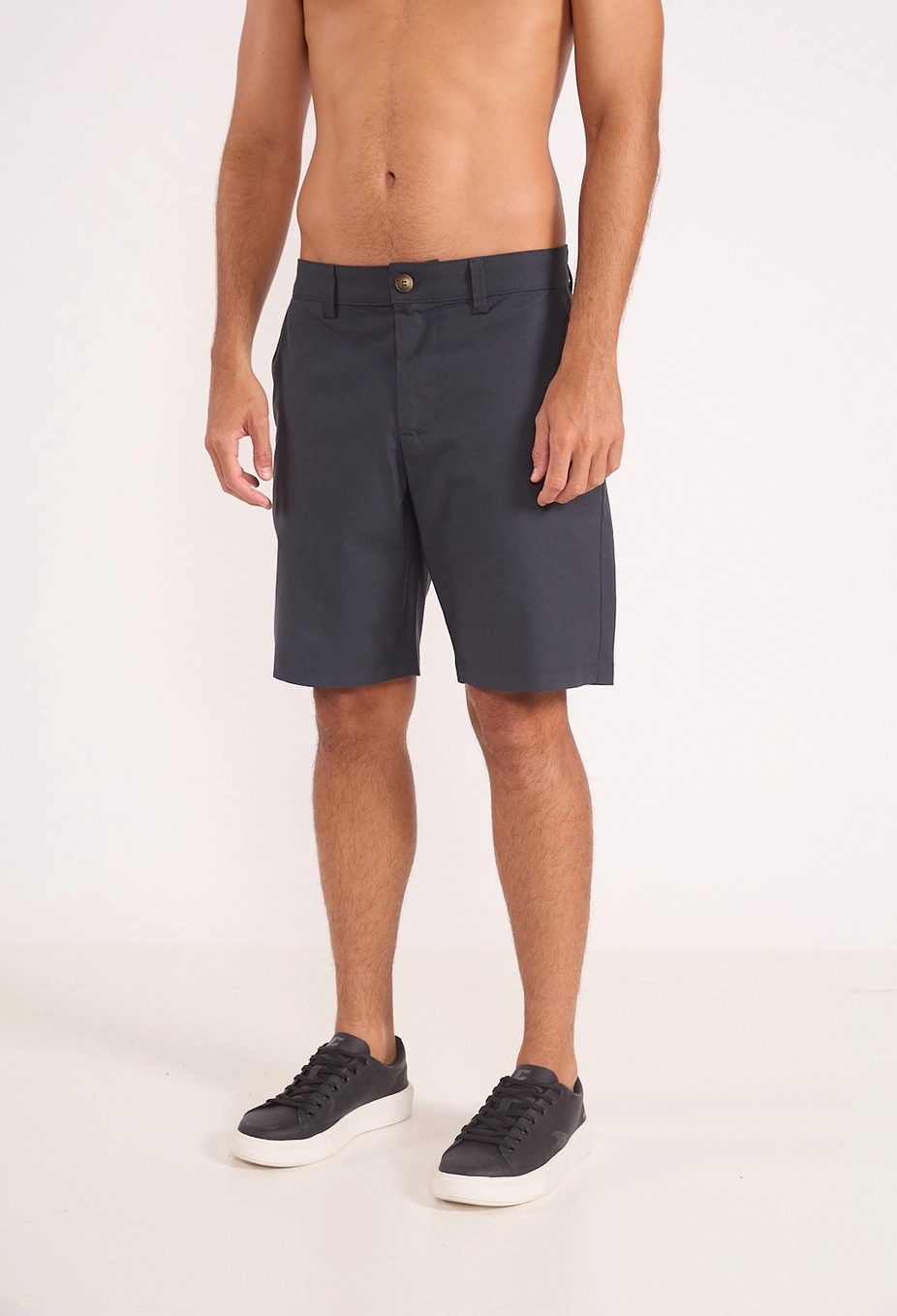 Bermuda Masculina Alfaiataria Contemporânea Cinza