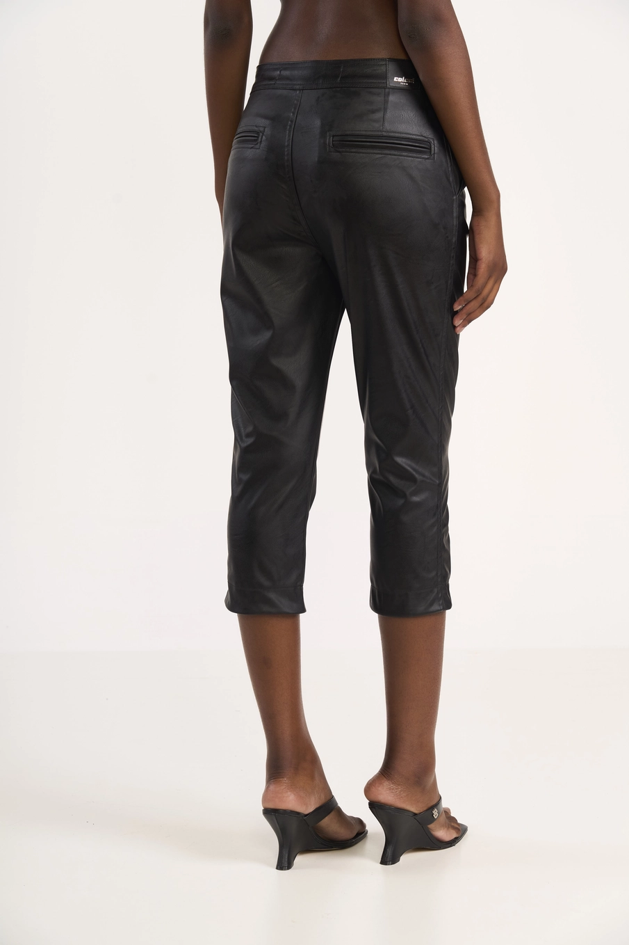 Bermuda Slim Midi Preto