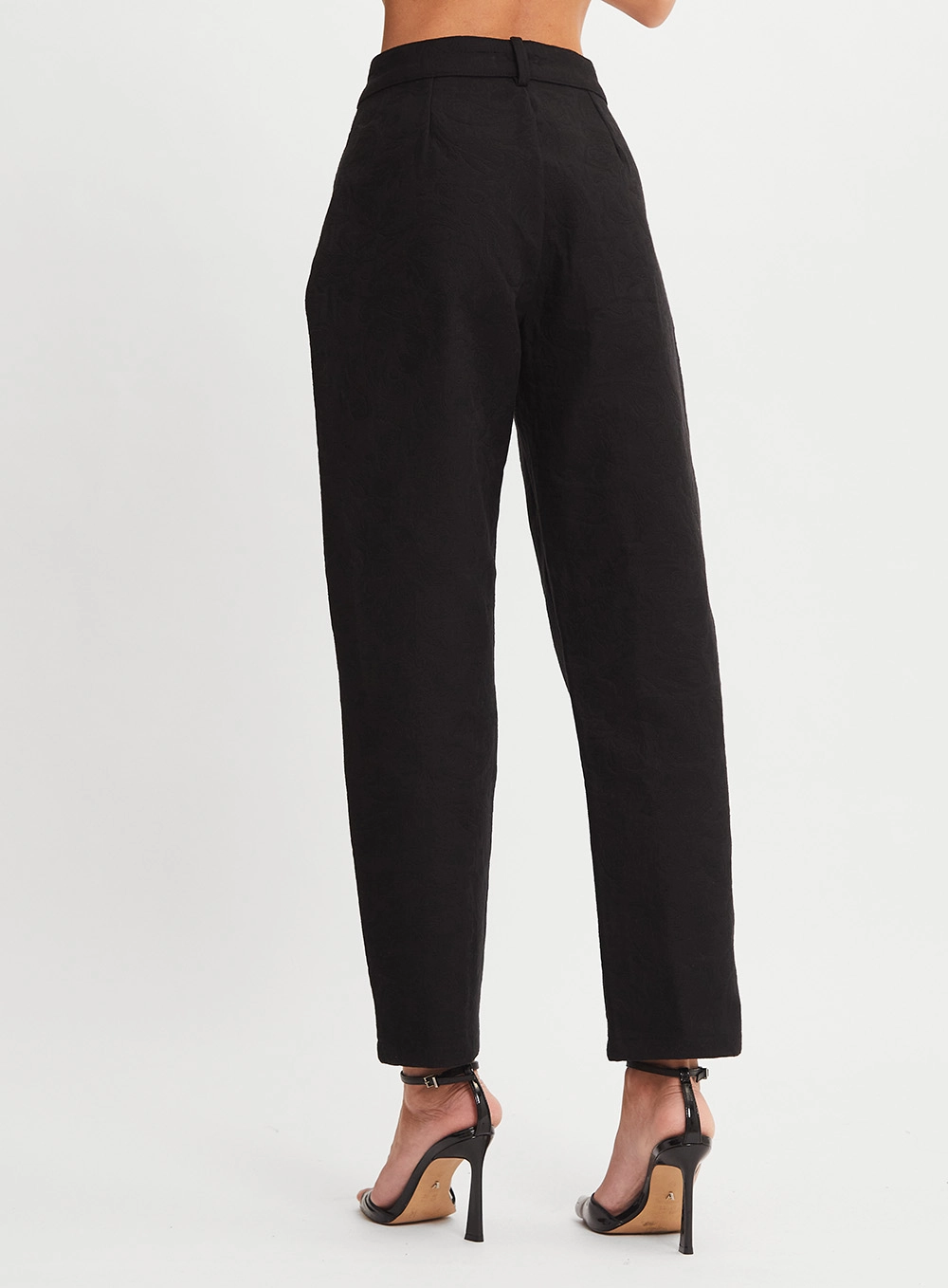 Calça Alfaiataria Jacquard Feminina Cenoura Preto 3