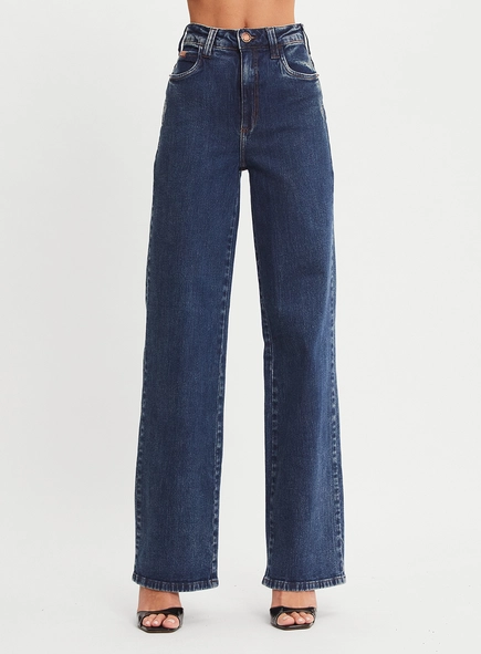 Calça Jeans Feminina Reta Slim