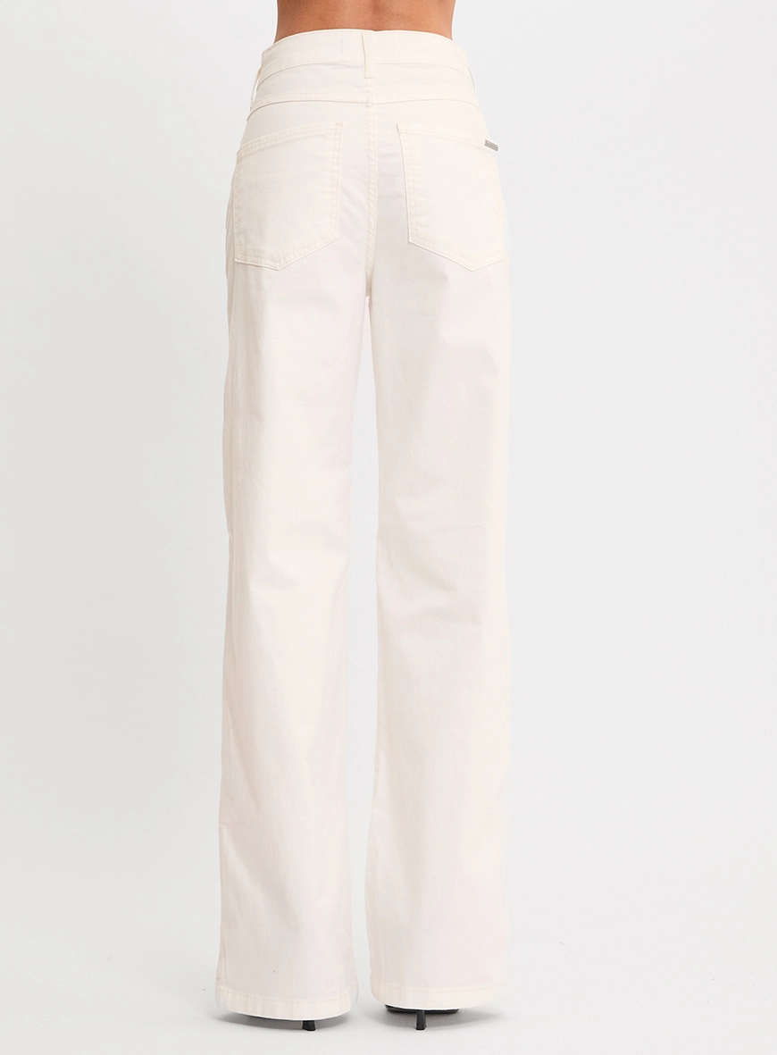 Calça Sarja Reta Slim Off Shell 3