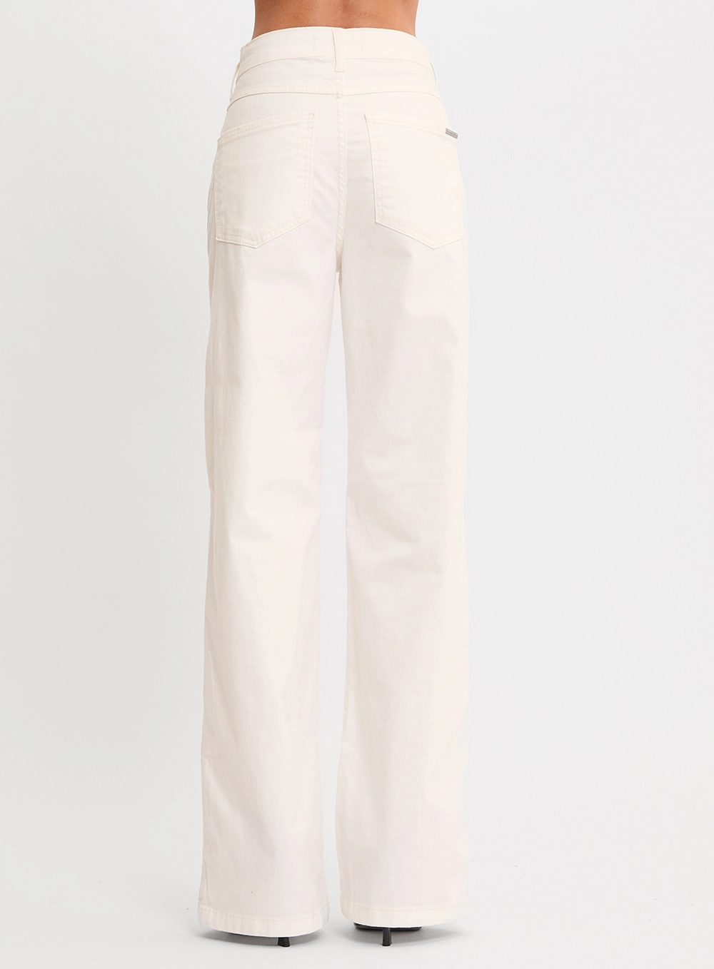 Calça Sarja Reta Slim Off Shell 3