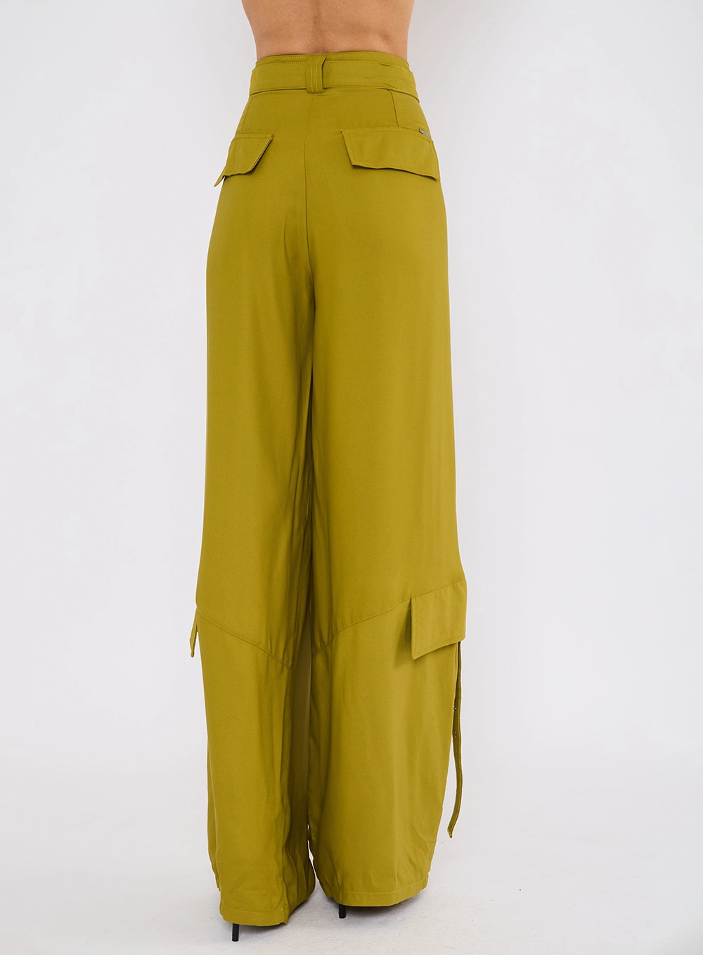 Calça Com Cinto Verde 3