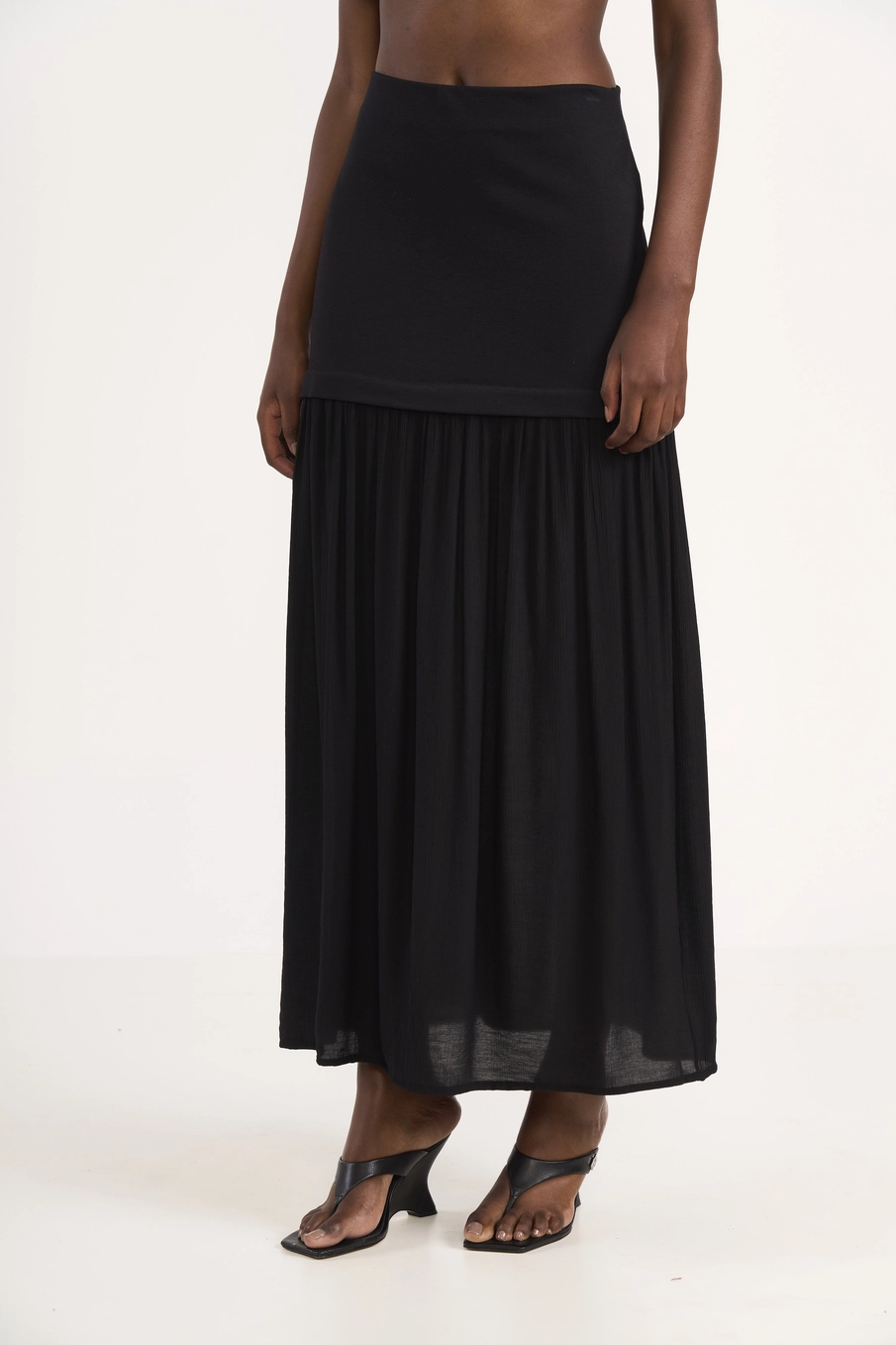 Saia Maxi Fluida Preto