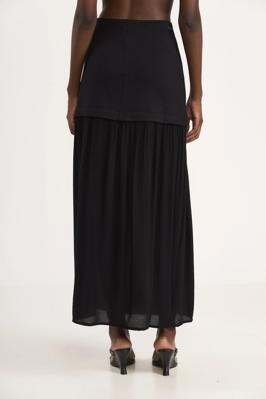 Saia Maxi Fluida Preto