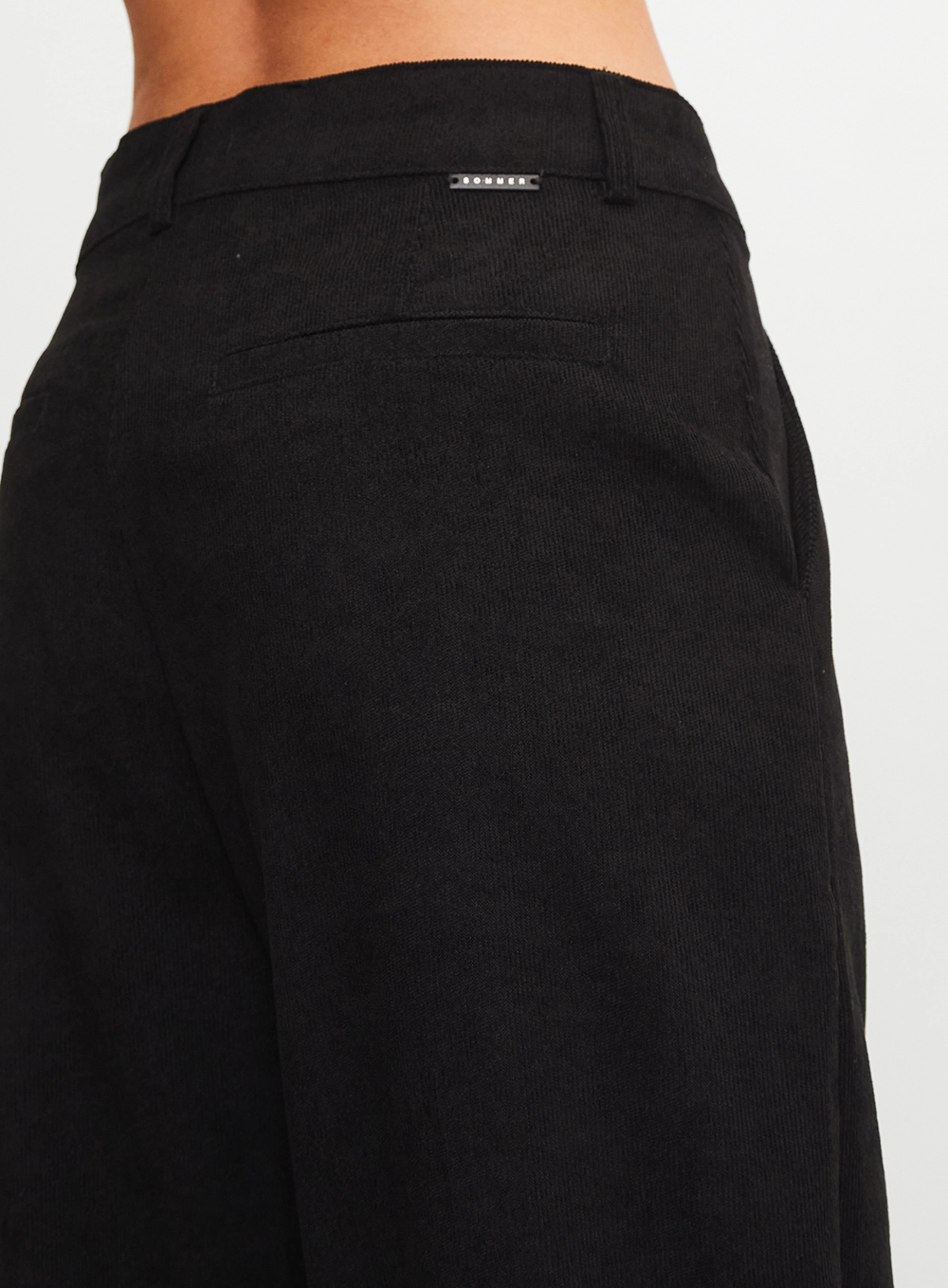 Calça Alfaiataria Feminina Veludo Reta Preto 4