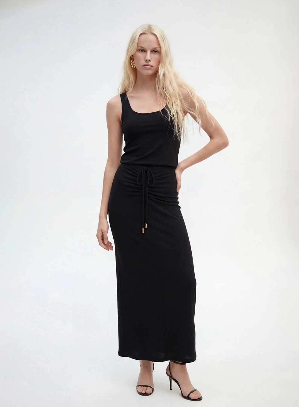 Saia Longa Slim Texturizada Preto 1