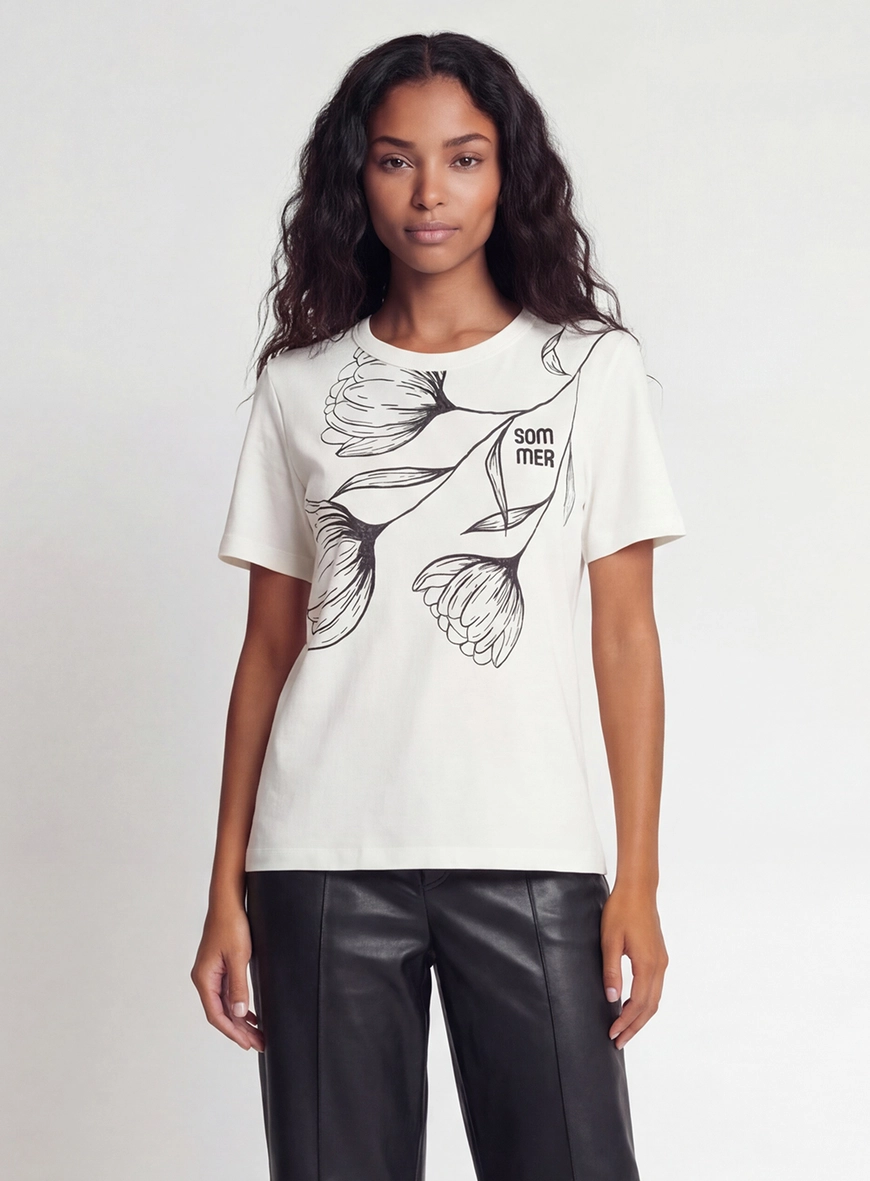 Camiseta Feminina Básica Comfort Off Shell 1