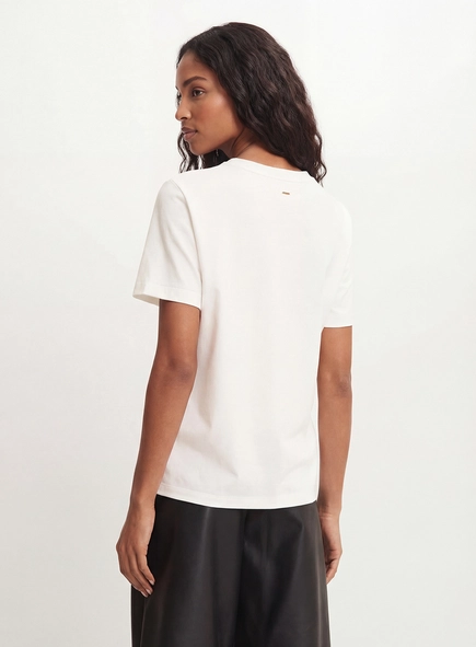 Camiseta Feminina Básica Comfort