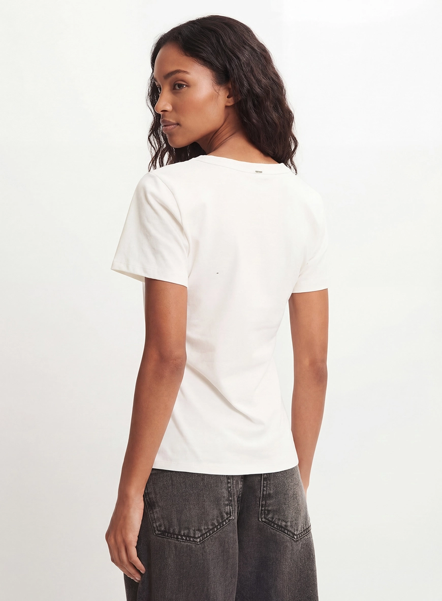 Camiseta Feminina Slim Off Shell 2
