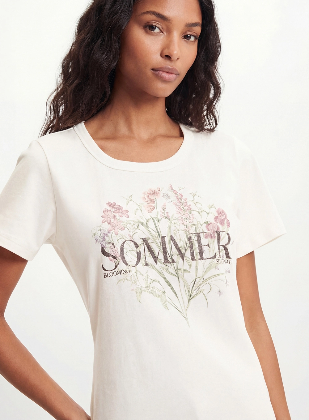 Camiseta Feminina Slim Off Shell 4
