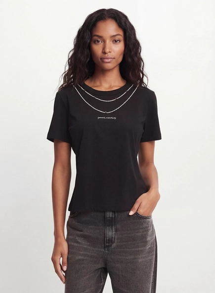 Camiseta Feminina Slim Com Bordado