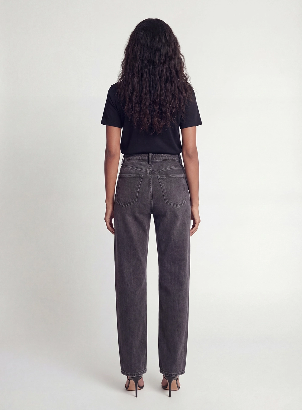 Camiseta Feminina Comfort Preto 2