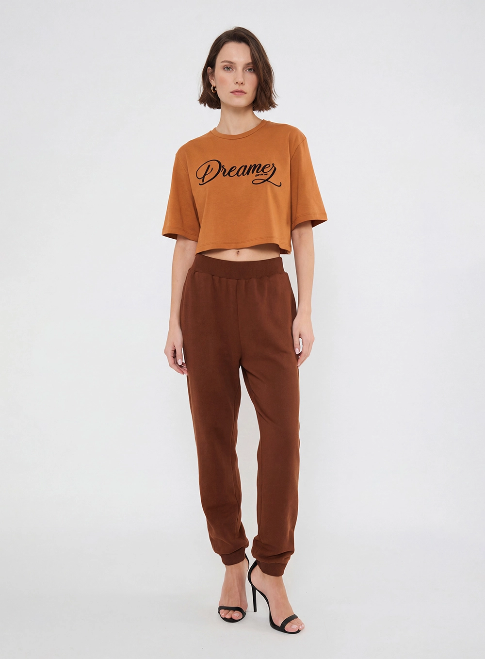 Camiseta Feminina Básica Com Estampa Bege 1