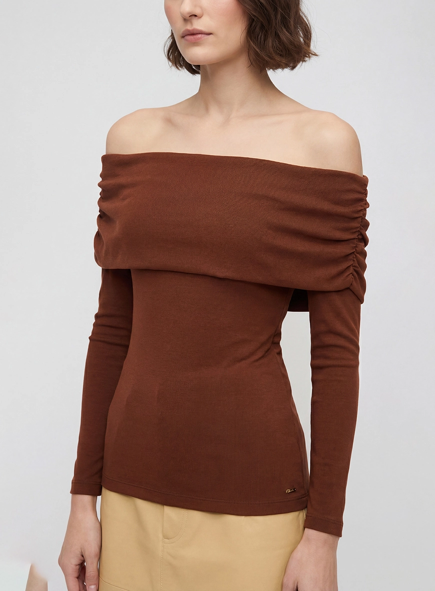 Blusa Slim Ombro A Ombro Marrom 4