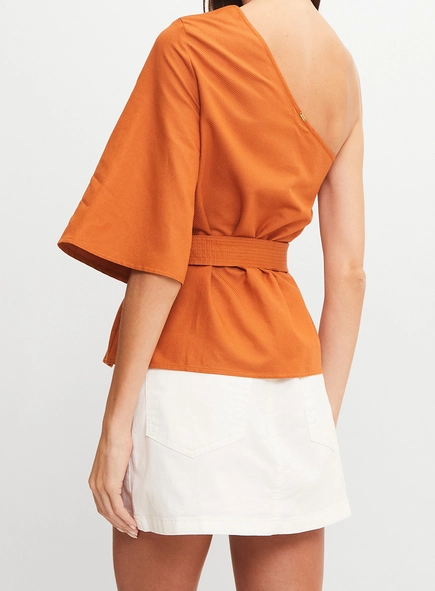 Blusa Ombro Só Com Cinto