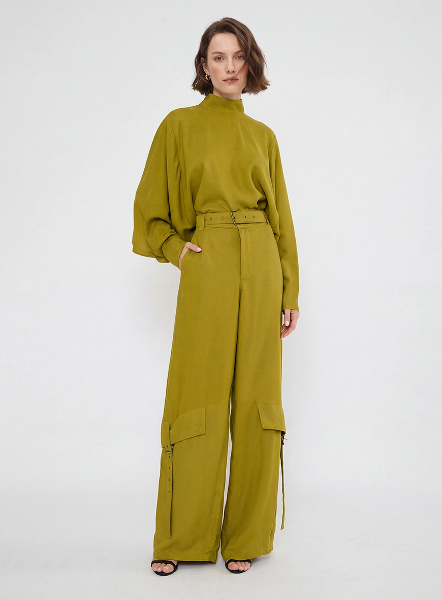 Blusa Gola Alta Morcego Verde 4