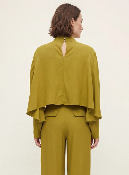 Blusa Gola Alta Morcego