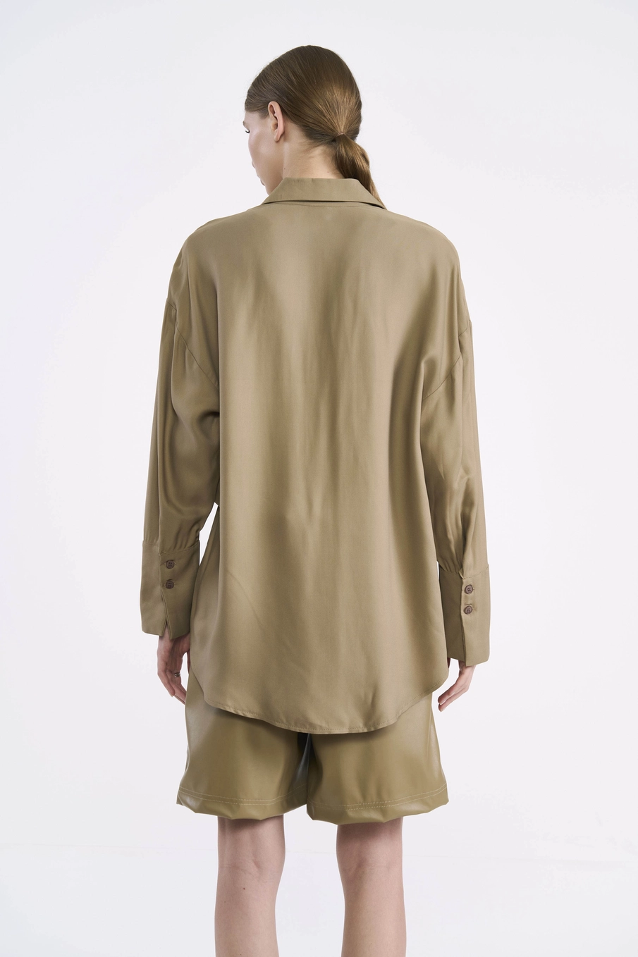 Camisa Alfaiataria Fluida Bege