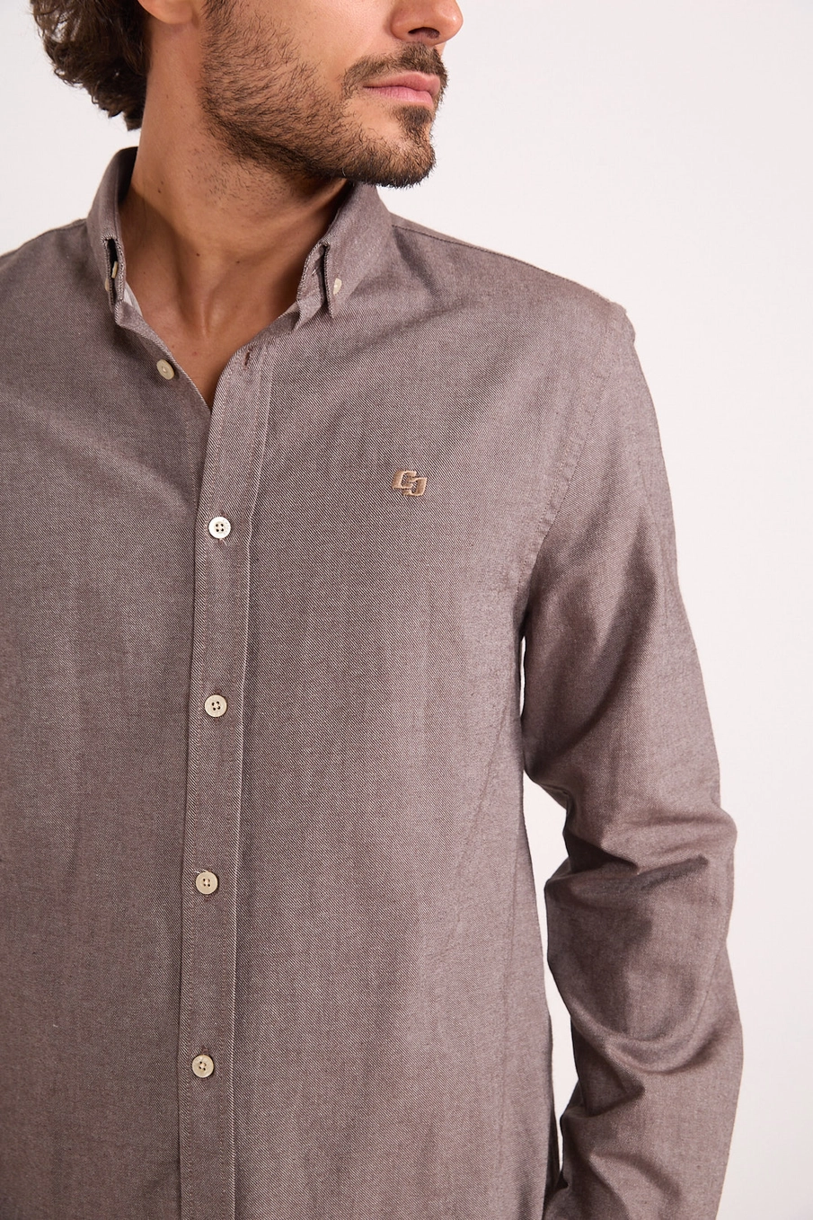 Camisa Alfaiataria Urbana Marrom