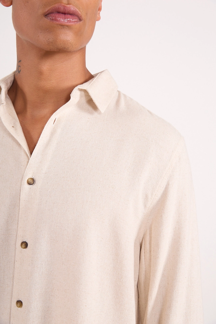 Camisa Manga Longa Essência Urbana Com Linho Bege