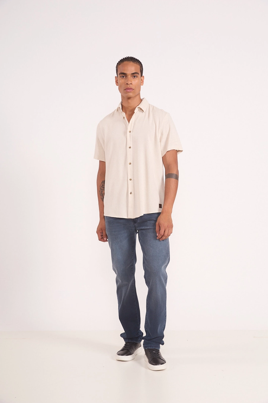 Camisa Trama Nobre Com Linho Bege