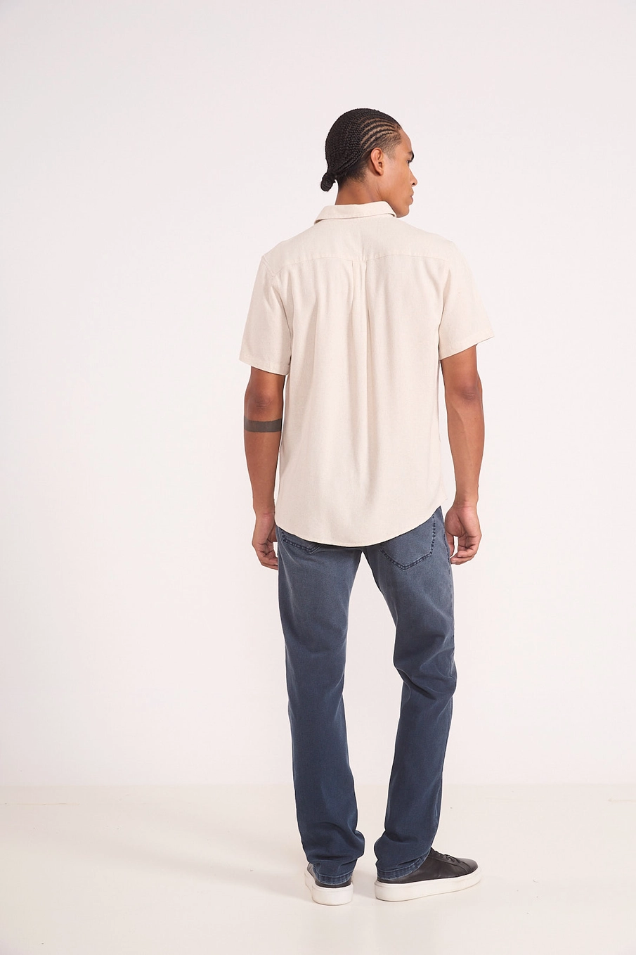 Camisa Trama Nobre Com Linho Bege