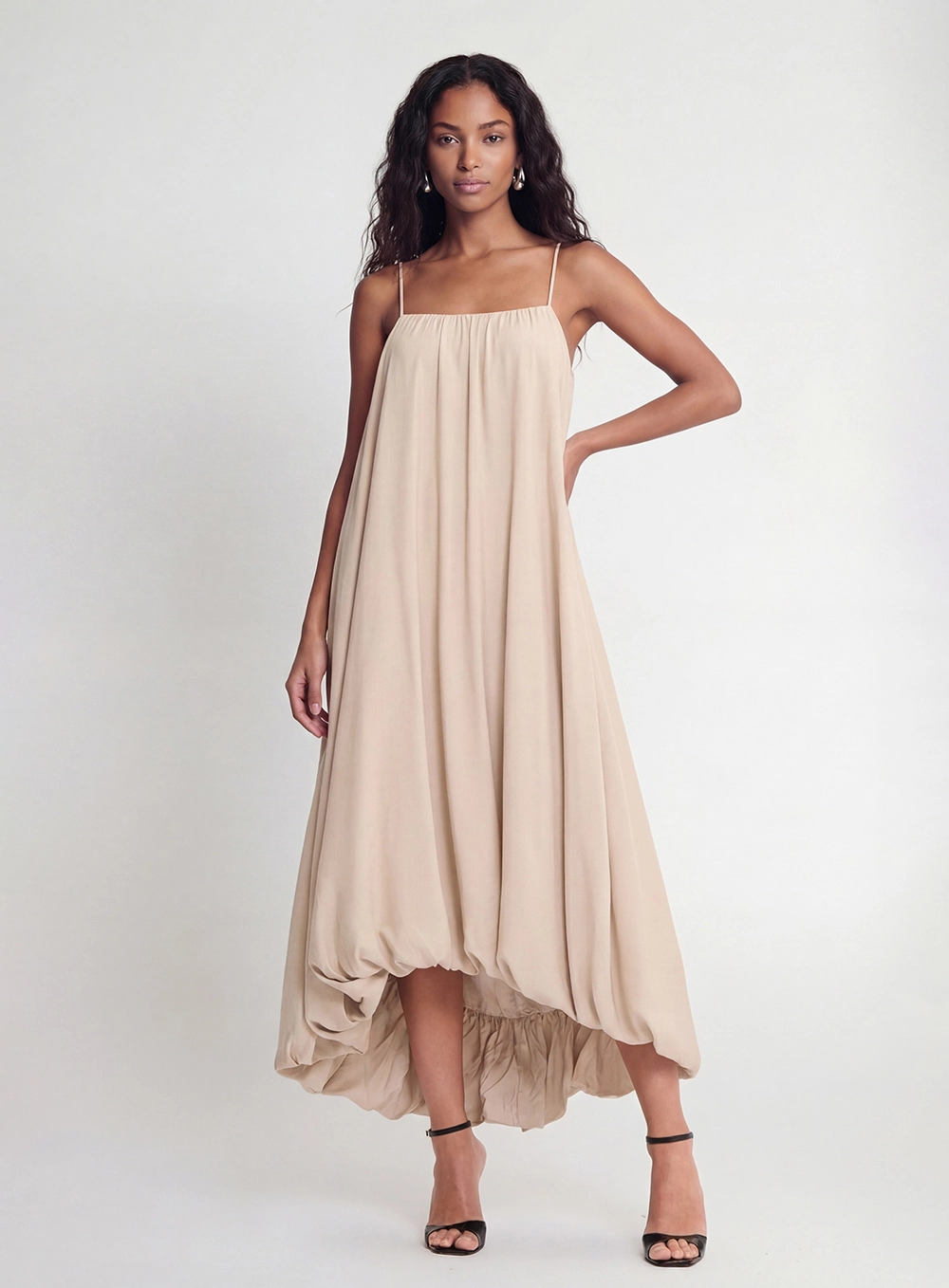 Vestido Midi Balonê Assimétrico Bege Esquilo 1