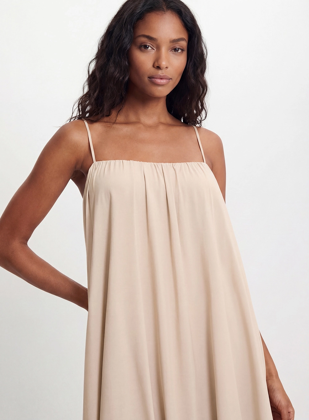 Vestido Midi Balonê Assimétrico Bege Esquilo 4