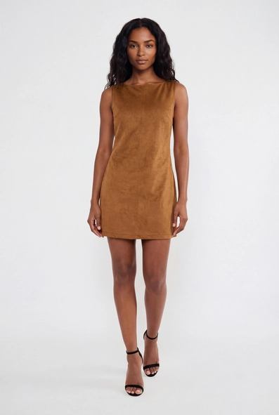Vestido Curto Evasê
