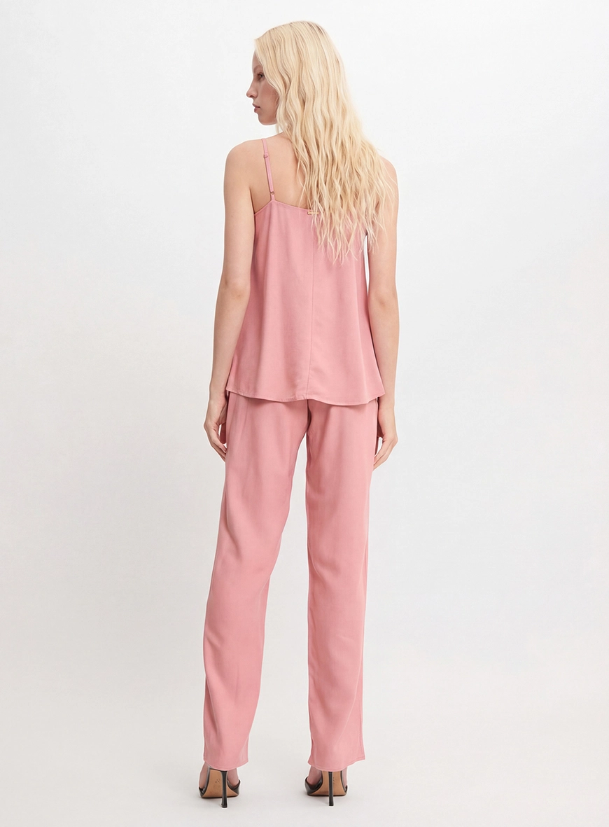 Macacão Comfort Com Sobreposição Rosa 2