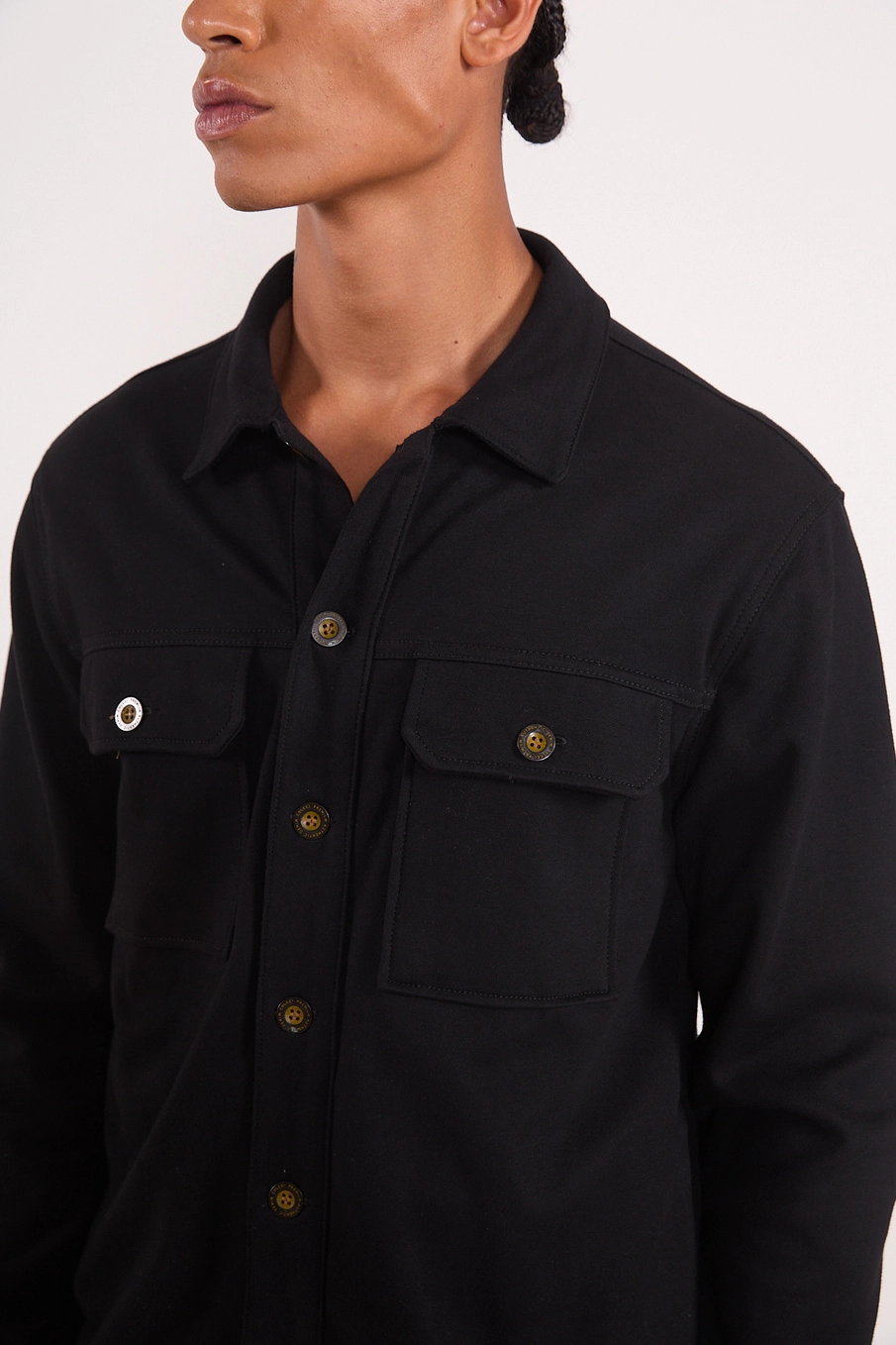 Jaqueta Masculina Com Bolsos Frontais Preto