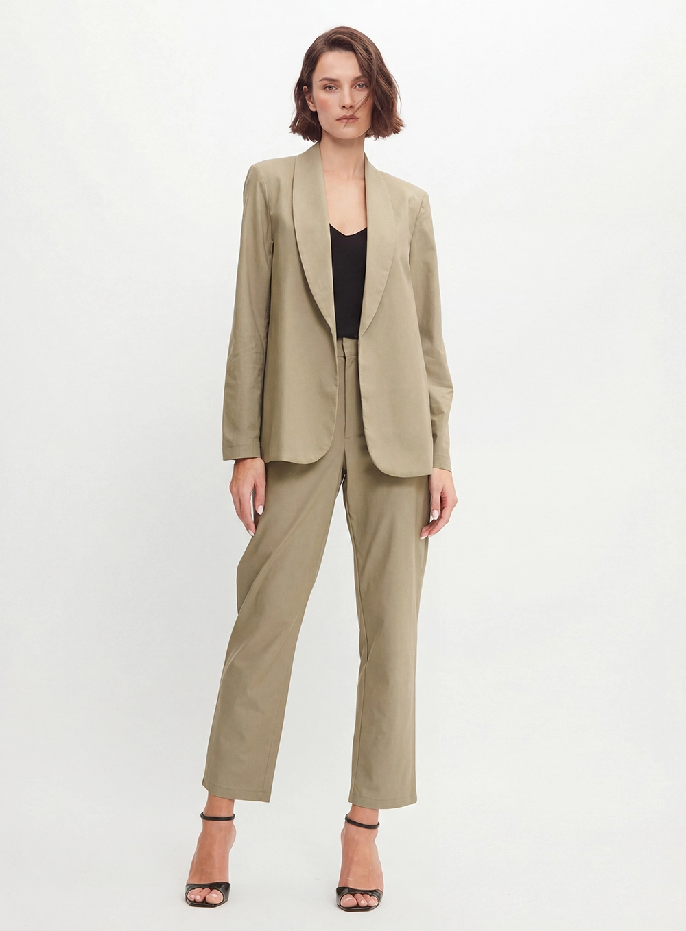 Blazer Alfaiataria Feminino Regular Bege 3